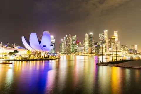 Marina Bay and the ArtScience Museum in Singapore at night