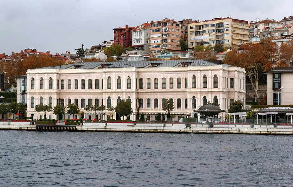 Four Seasons Hotel Istanbul at the Bosphorus