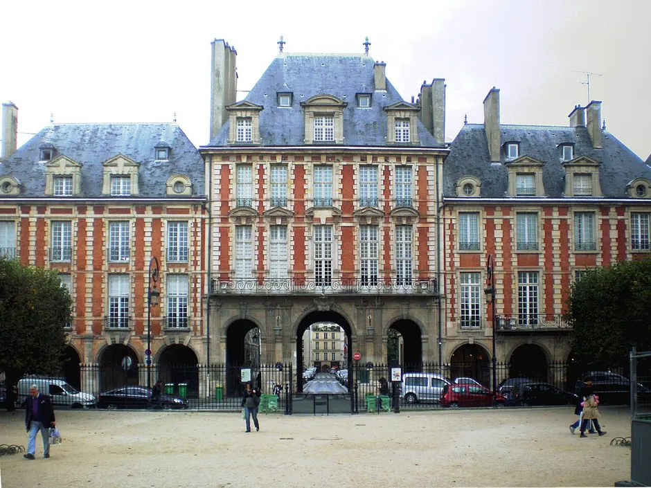 Pavillon de la Reine & Spa, Place des Vosges