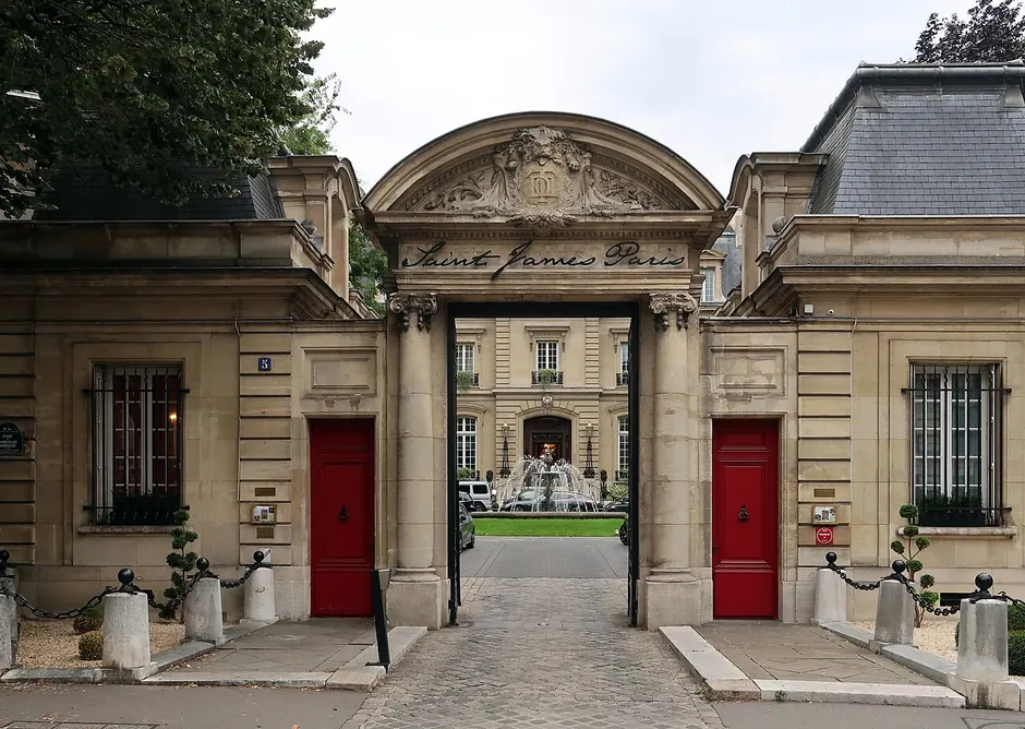 Saint James Paris